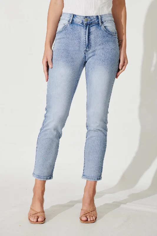 Gateway Mid Rise Straight Leg Crop Jean In Light Blue Denim