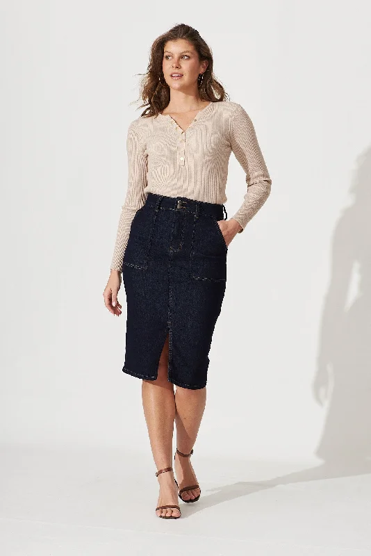 Sun Kiss Denim Skirt In Dark Blue