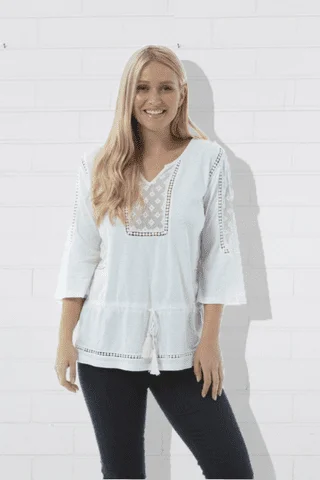 IRINE Top - Off White Youthful Women's Pop Youthful Women's Pop